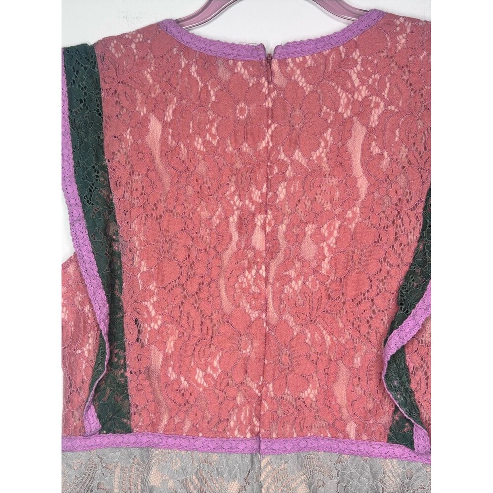 Sugar + Lips Colorblock Lace Peplum Top Blush Pink Sage Green Lavender Size L - Picture 6 of 8